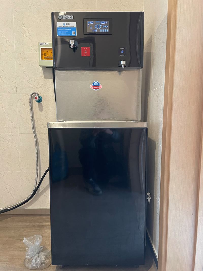 1680508601859344.jpg 5.jpg