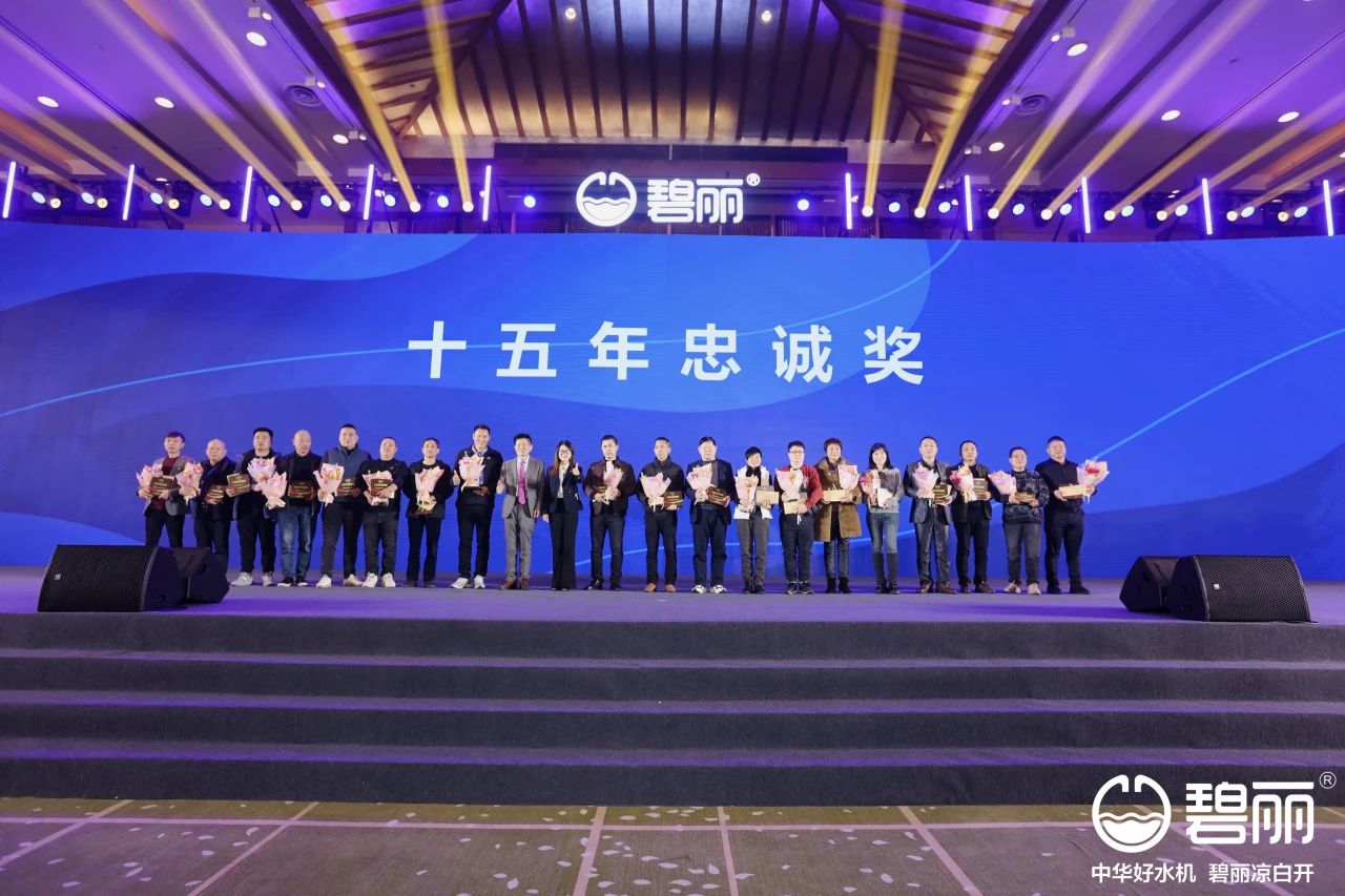 1736564128190593.jpg 20.jpg